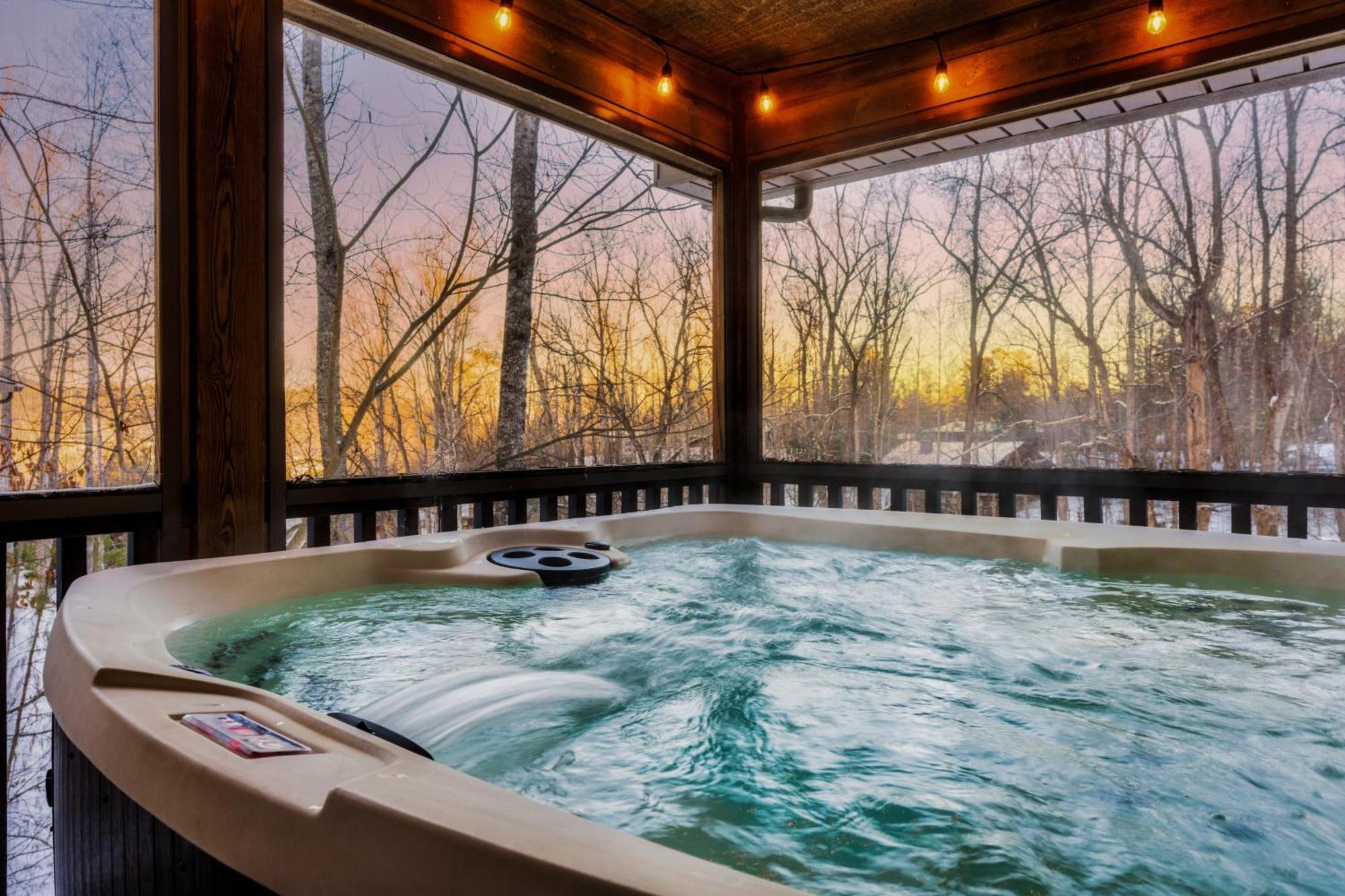 The Moondance Cabin By Lightfoot Stays Vacation Rentals Sevierville Eksteriør billede