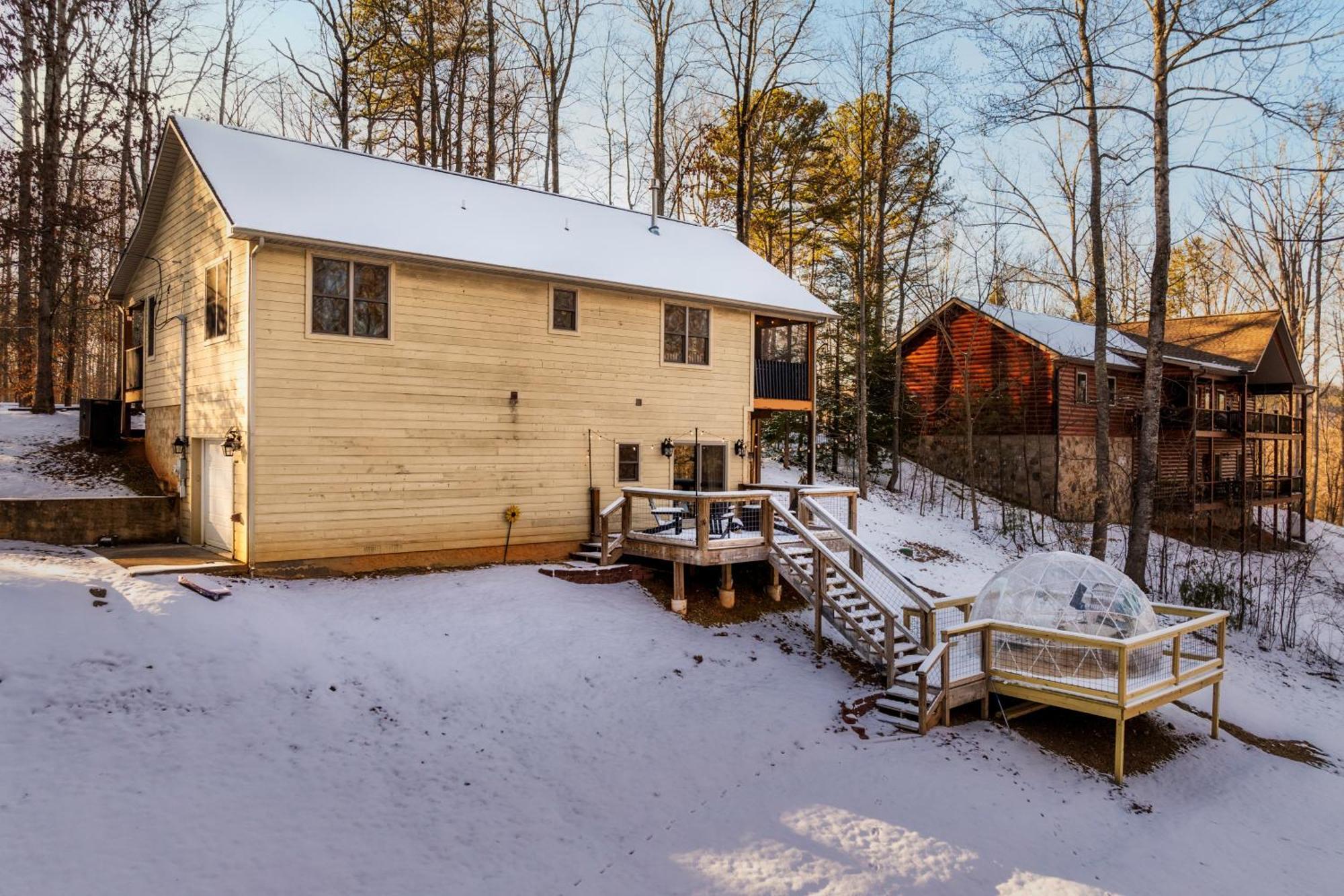 The Moondance Cabin By Lightfoot Stays Vacation Rentals Sevierville Eksteriør billede