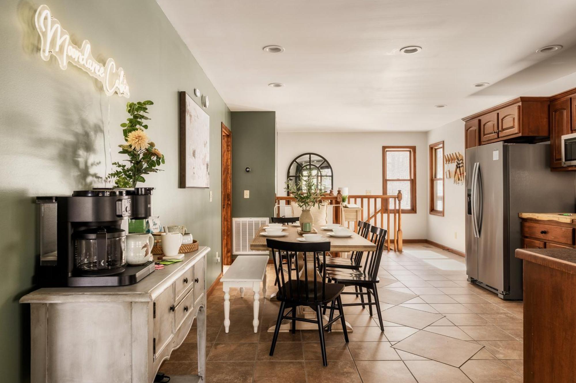 The Moondance Cabin By Lightfoot Stays Vacation Rentals Sevierville Eksteriør billede